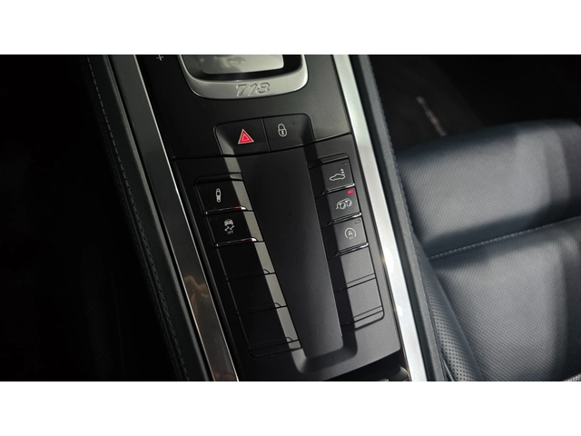 Porsche Cayman S 2.5 - автомобили, коли, обяви за нови и употребявани 14