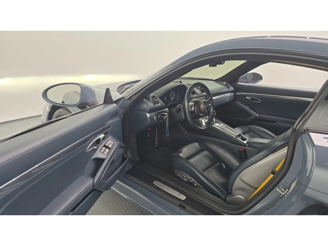 Porsche Cayman S 2.5 - автомобили, коли, обяви за нови и употребявани 9