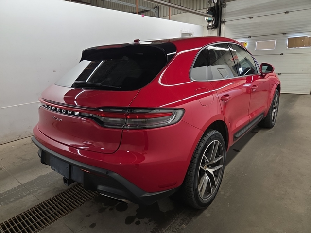 Porsche Macan 2L 4cyl AWD - автомобили, коли, обяви за нови и употребявани 2