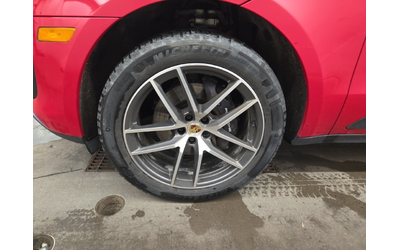 porsche-macan-2l-4cyl-awd - 5