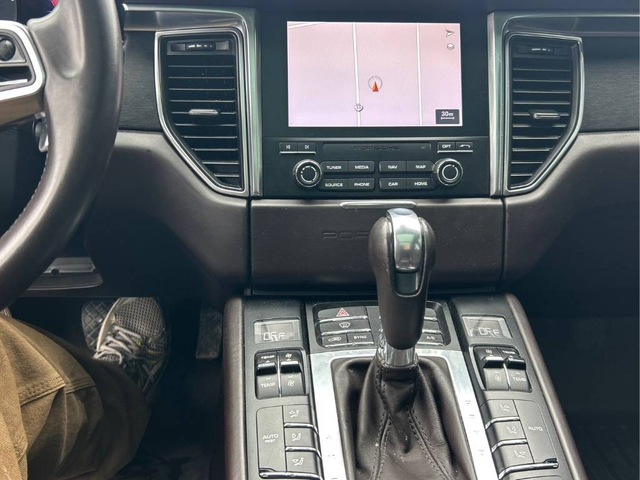 Porsche Macan 3.0L 6cyl AWD - автомобили, коли, обяви за нови и употребявани 12