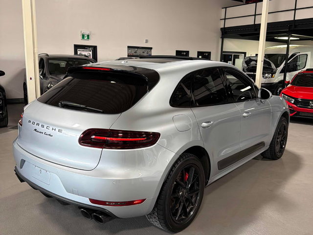 Porsche Macan 3.6L 6cyl AWD - автомобили, коли, обяви за нови и употребявани 3