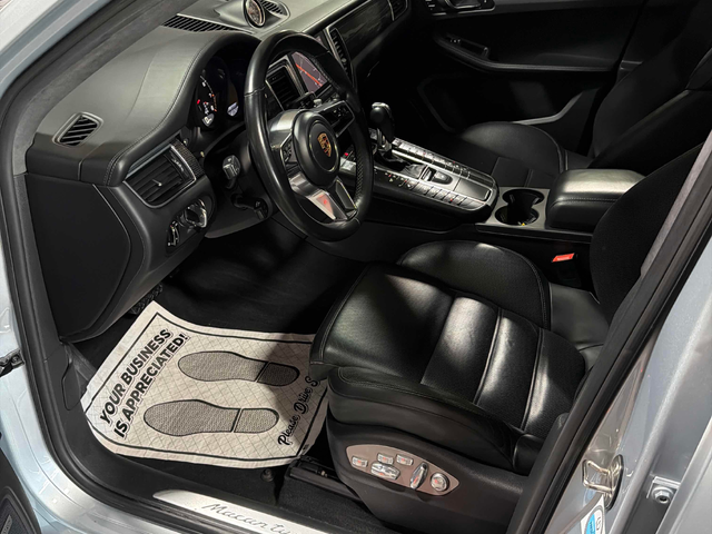 Porsche Macan 3.6L 6cyl AWD - автомобили, коли, обяви за нови и употребявани 4