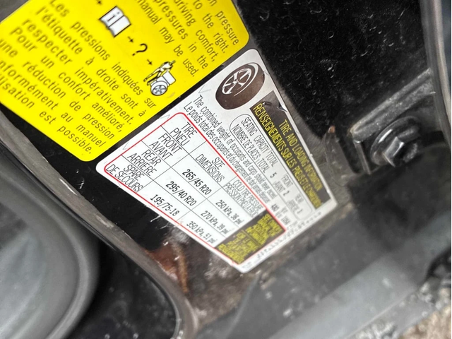 Porsche Macan * Sport Edition AWD * CARFAX * ЦЕНА ДО БГ - автомобили, коли, обяви за нови и употребявани 10