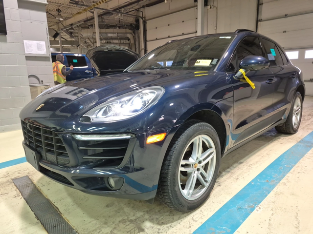 Porsche Macan 3.0 S - автомобили, коли, обяви за нови и употребявани 0