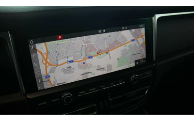 Porsche Macan - автомобили, коли, обяви за нови и употребявани 9