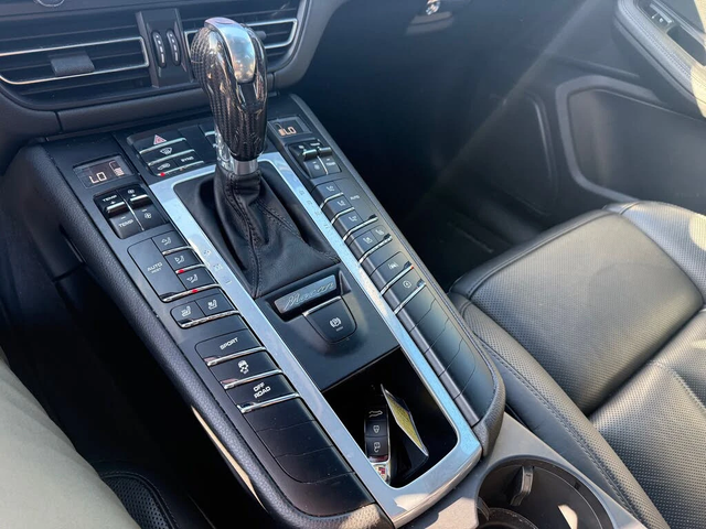 Porsche Macan 2020| MATRIX| BOSE| ОБДУХ| KEYLESS| PANO| CARFAX - автомобили, коли, обяви за нови и употребявани 11