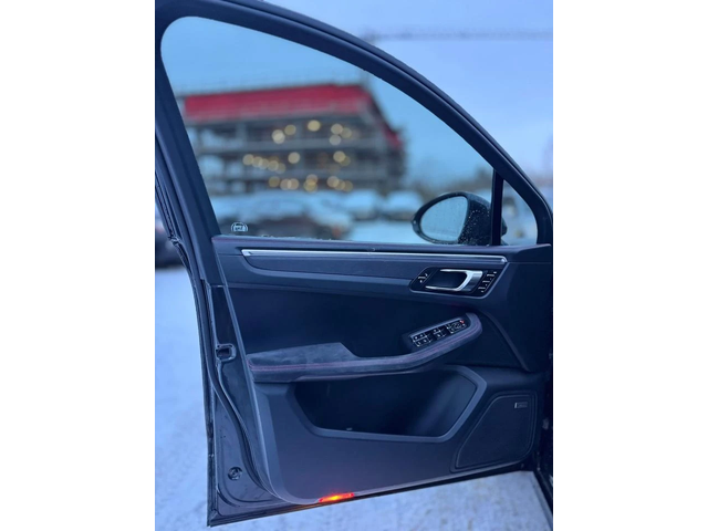 Porsche Macan GTS| DISTRONIK| ВЪЗДУХ| PANO| MATRIX| BOSE - автомобили, коли, обяви за нови и употребявани 11