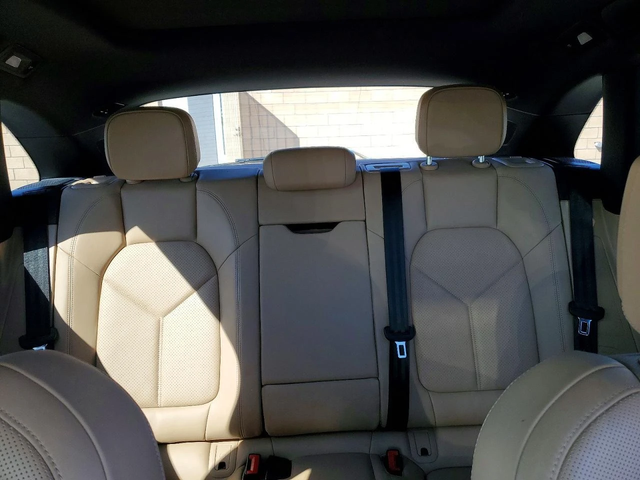 Porsche Macan * KEYLESS* КОЖА* ПОДГРЕВ* КАМЕРА* 4X4* - автомобили, коли, обяви за нови и употребявани 9