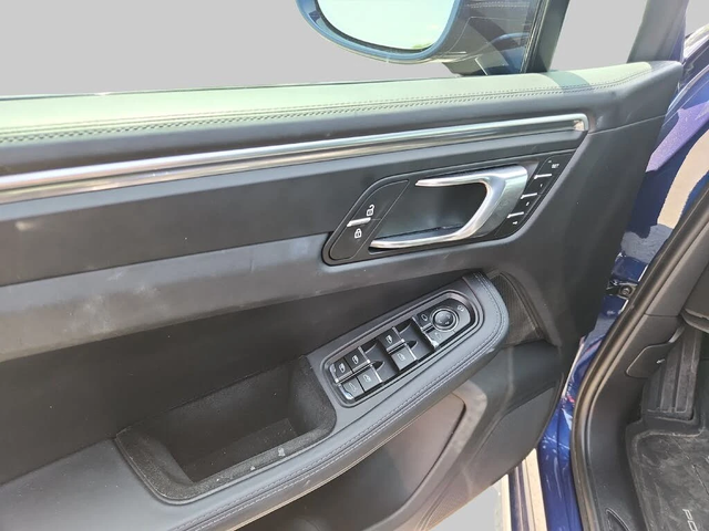 Porsche Macan T AWD* АвтоКредит* (Цена до БГ) - автомобили, коли, обяви за нови и употребявани 10