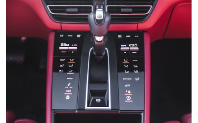 Porsche Macan S AWD* АвтоКредит* (ЦЕНА ДО БГ)* - автомобили, коли, обяви за нови и употребявани 16