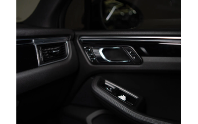 Porsche Macan S * HeadUp* AвтоКредит* (ЦЕНА ДО БГ) - автомобили, коли, обяви за нови и употребявани 13