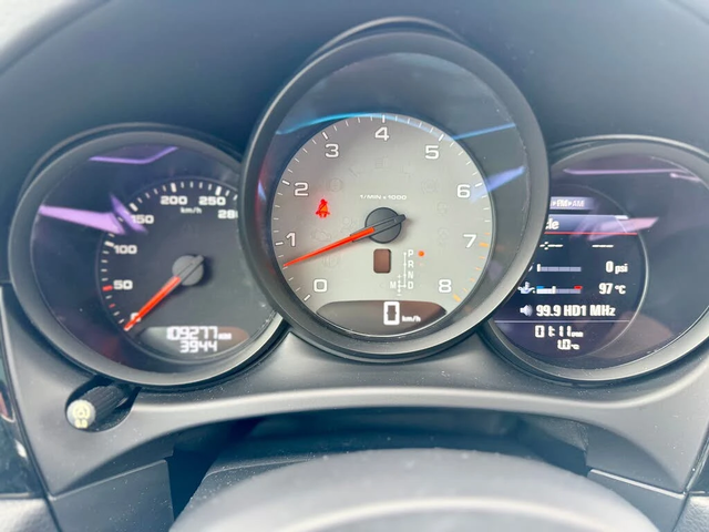 Porsche Macan * АвтоКредит * (ЦЕНА ДО БГ) - автомобили, коли, обяви за нови и употребявани 9