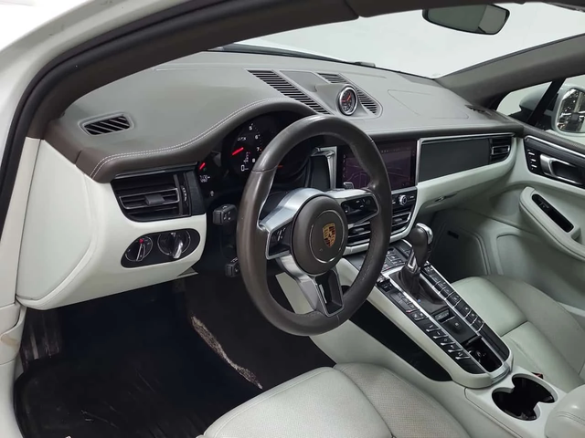 Porsche Macan * GTS * CARFAX * 2 КЛЮЧА * ПАНО * ОБДУХВАНЕ * - автомобили, коли, обяви за нови и употребявани 10