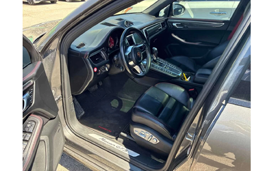 porsche-macan - 4