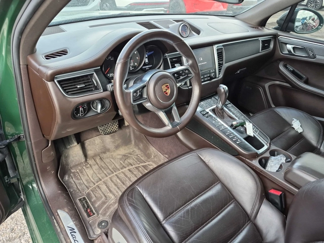 Porsche Macan GTS / CARFAX - автомобили, коли, обяви за нови и употребявани 6