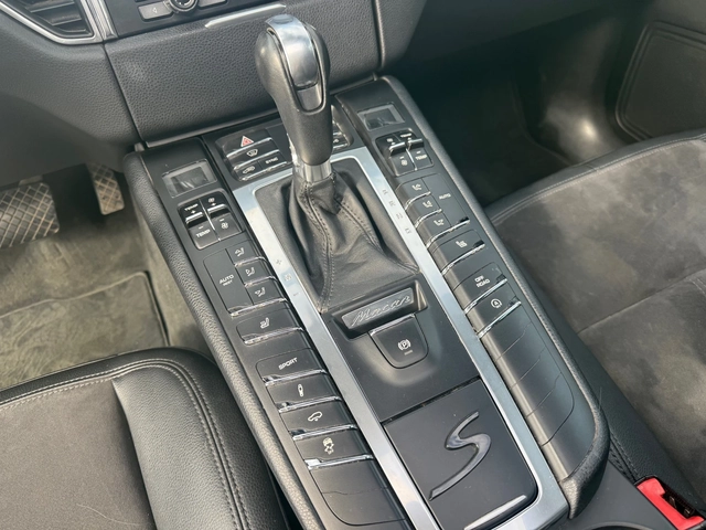 Porsche Macan 3.0 i - автомобили, коли, обяви за нови и употребявани 13