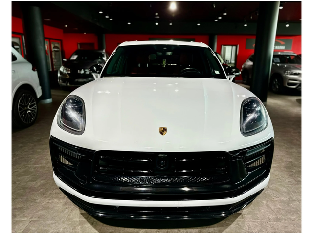 Porsche Macan Porsche Macan  - автомобили, коли, обяви за нови и употребявани 1