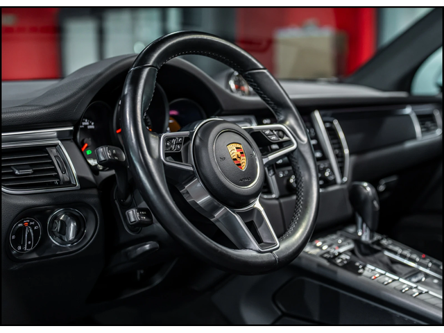 Porsche Macan Porsche Macan  - автомобили, коли, обяви за нови и употребявани 10
