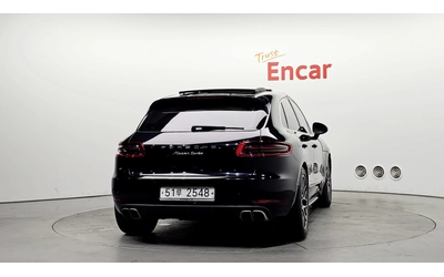 porsche-macan - 3