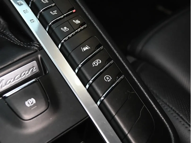 Porsche Macan S* PDK* ОБДУХВАНЕ* КЛАПИ* BOSE* LANE* ASSIST* - автомобили, коли, обяви за нови и употребявани 12
