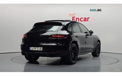 porsche-macan - 1