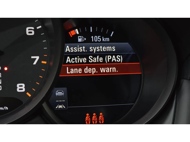 Porsche Macan 2.0 - автомобили, коли, обяви за нови и употребявани 10