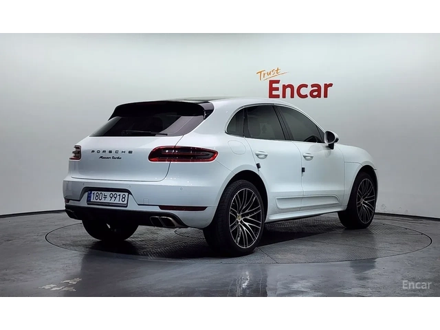 Porsche Macan Върхово изпълнение * Цена до България - автомобили, коли, обяви за нови и употребявани 2