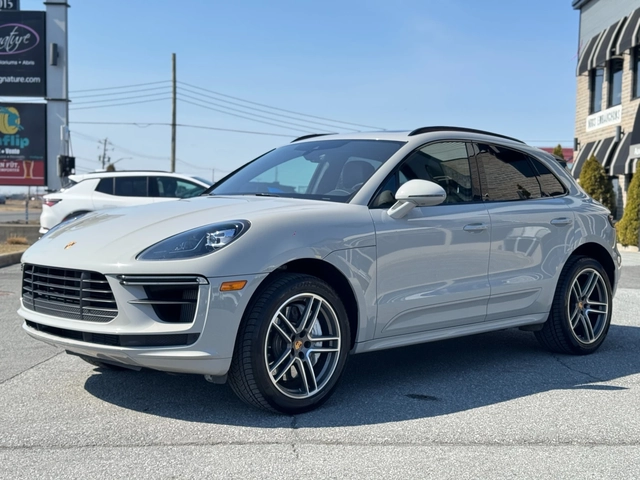 Porsche Macan Turbo - автомобили, коли, обяви за нови и употребявани 0