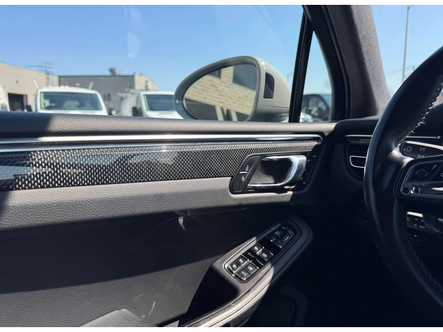 Porsche Macan Turbo - автомобили, коли, обяви за нови и употребявани 5