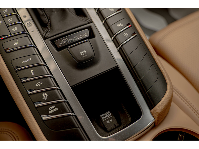 Porsche Macan S/Подгрев/Камера/Sport Design/Memory packet/ - автомобили, коли, обяви за нови и употребявани 10