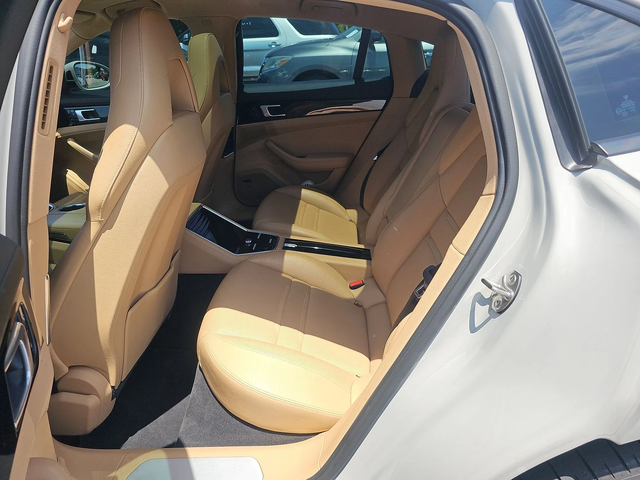 Porsche Panamera BOSE* ВАКУМ* KEYLESS* ПОДГРЕВ* ОБДУХ* КАМЕРА* LANE - автомобили, коли, обяви за нови и употребявани 13