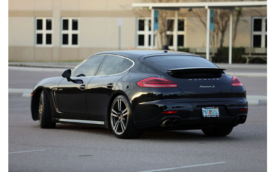porsche-panamera - 4