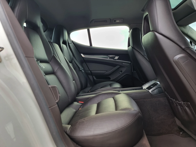 Porsche Panamera /FACE/Камера/ - автомобили, коли, обяви за нови и употребявани 11