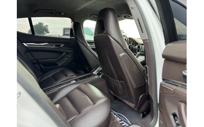 Porsche Panamera TURBO= FACELIFT= KEYLESS GO= CARBON PACK= BOSE= - автомобили, коли, обяви за нови и употребявани 12