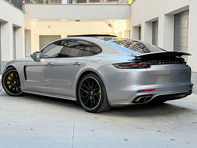 Porsche Panamera Porsche Panamera Turbo S * E-Hybrid* CERAMIC* 680H - автомобили, коли, обяви за нови и употребявани 7