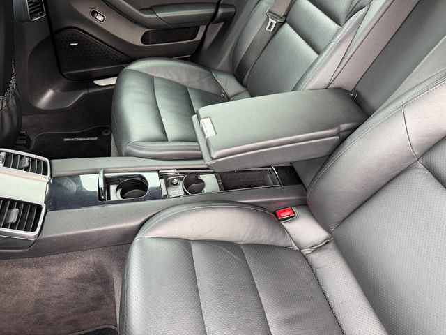 Porsche Panamera 3.0D 300hp Facelift - автомобили, коли, обяви за нови и употребявани 19