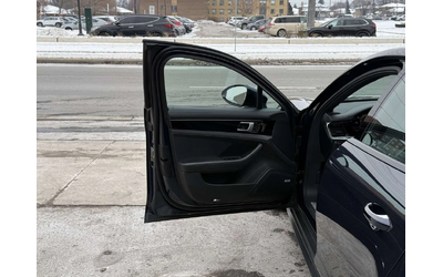 Porsche Panamera * Base / 4 * CARFAX * ЦЕНА ДО БГ - автомобили, коли, обяви за нови и употребявани 11