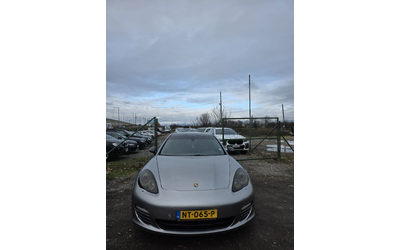porsche-panamera - 0