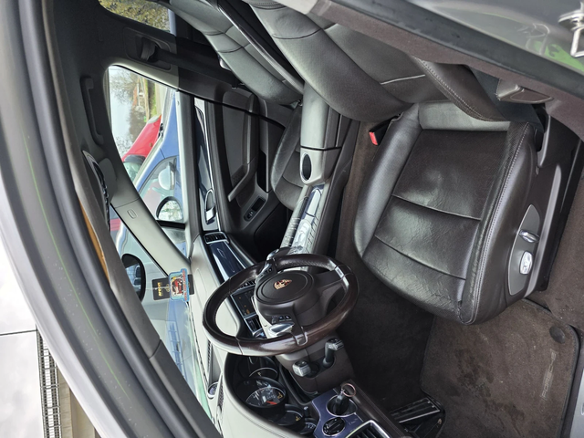 Porsche Panamera - автомобили, коли, обяви за нови и употребявани 7