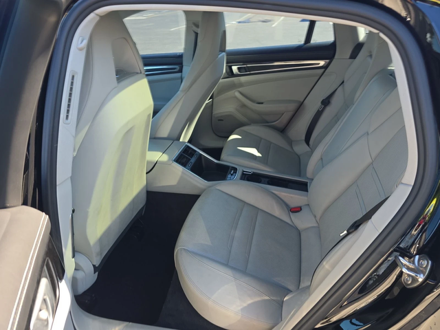 Porsche Panamera - автомобили, коли, обяви за нови и употребявани 12