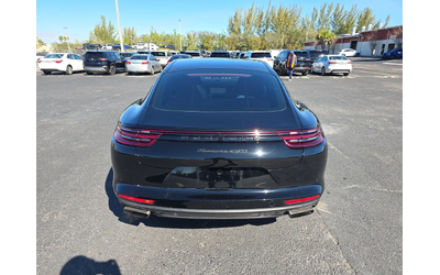 porsche-panamera - 4