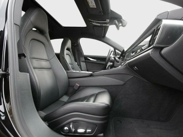 Porsche Panamera 4S - автомобили, коли, обяви за нови и употребявани 4