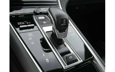 Porsche Panamera 4S - автомобили, коли, обяви за нови и употребявани 8