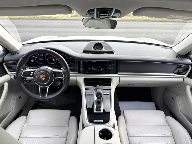 Porsche Panamera GTS#PANORAMA#ALCANTARA#ОБДУХ#DISTR#360* CAM - автомобили, коли, обяви за нови и употребявани 11
