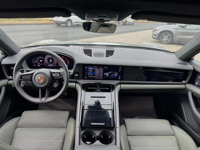 Porsche Panamera 4#EXCLUSIVE#PANO#ALCANTAR#ОБДУХ#MATRIX#AIRMAT - автомобили, коли, обяви за нови и употребявани 11