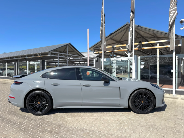 Porsche Panamera 4#EXCLUSIVE#PANO#ALCANTAR#ОБДУХ#MATRIX#AIRMAT - автомобили, коли, обяви за нови и употребявани 6