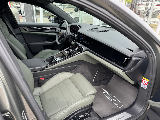 Porsche Panamera 4#EXCLUSIVE#PANO#ALCANTAR#ОБДУХ#MATRIX#AIRMAT - автомобили, коли, обяви за нови и употребявани 7