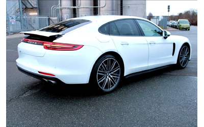 porsche-panamera - 3
