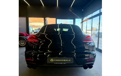 porsche-panamera - 4